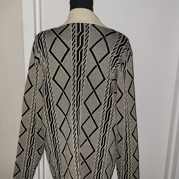 NWT! Black/Cream/Metallic Zip Sweater - XXL - Picture 3 of 4